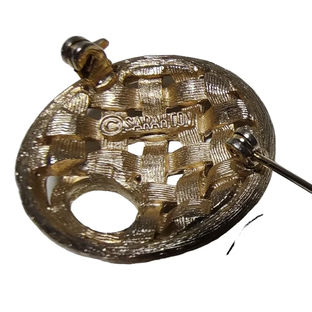 Vintage Sarah Coventry Brooch Gold Tone Round‎ Basket Weave Pin One Inch SEE
